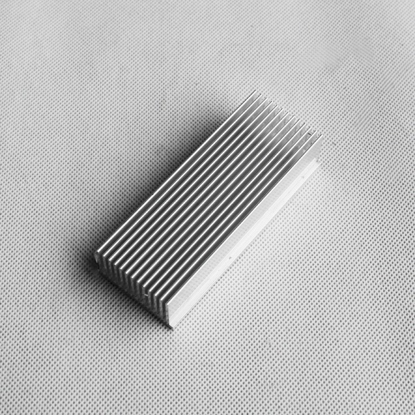 �߱��X�X�Ͳ�ɢ������ɢ��Ƭ2