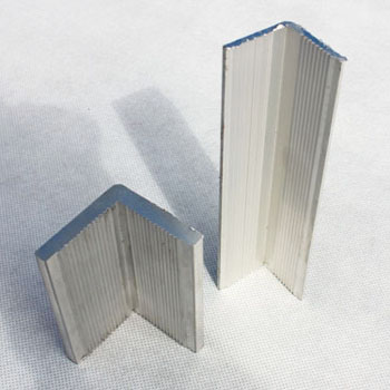 �X�Ͻ�̫���߅��Ǵa