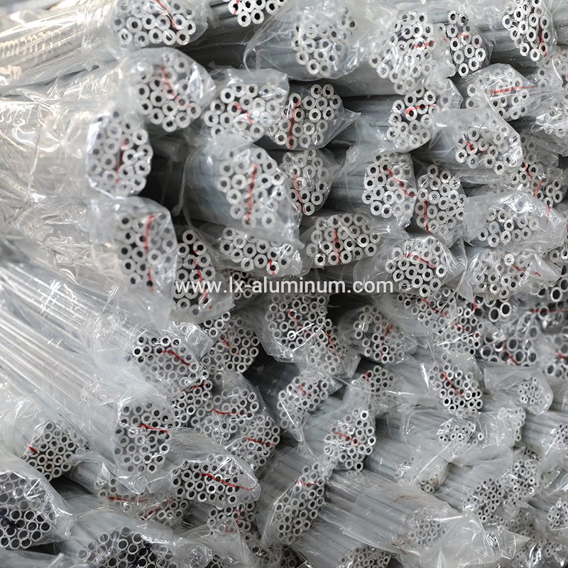 ����X�A��